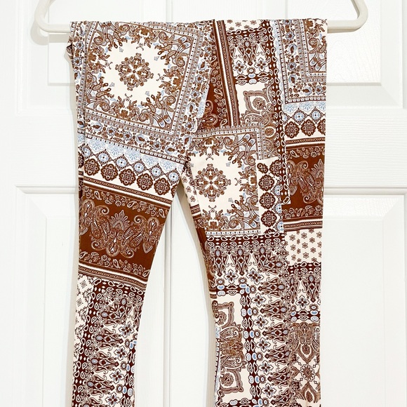 Rue21 Pants - NWT Rue 21 Brown Patchwork Print Super Soft Flare Pants